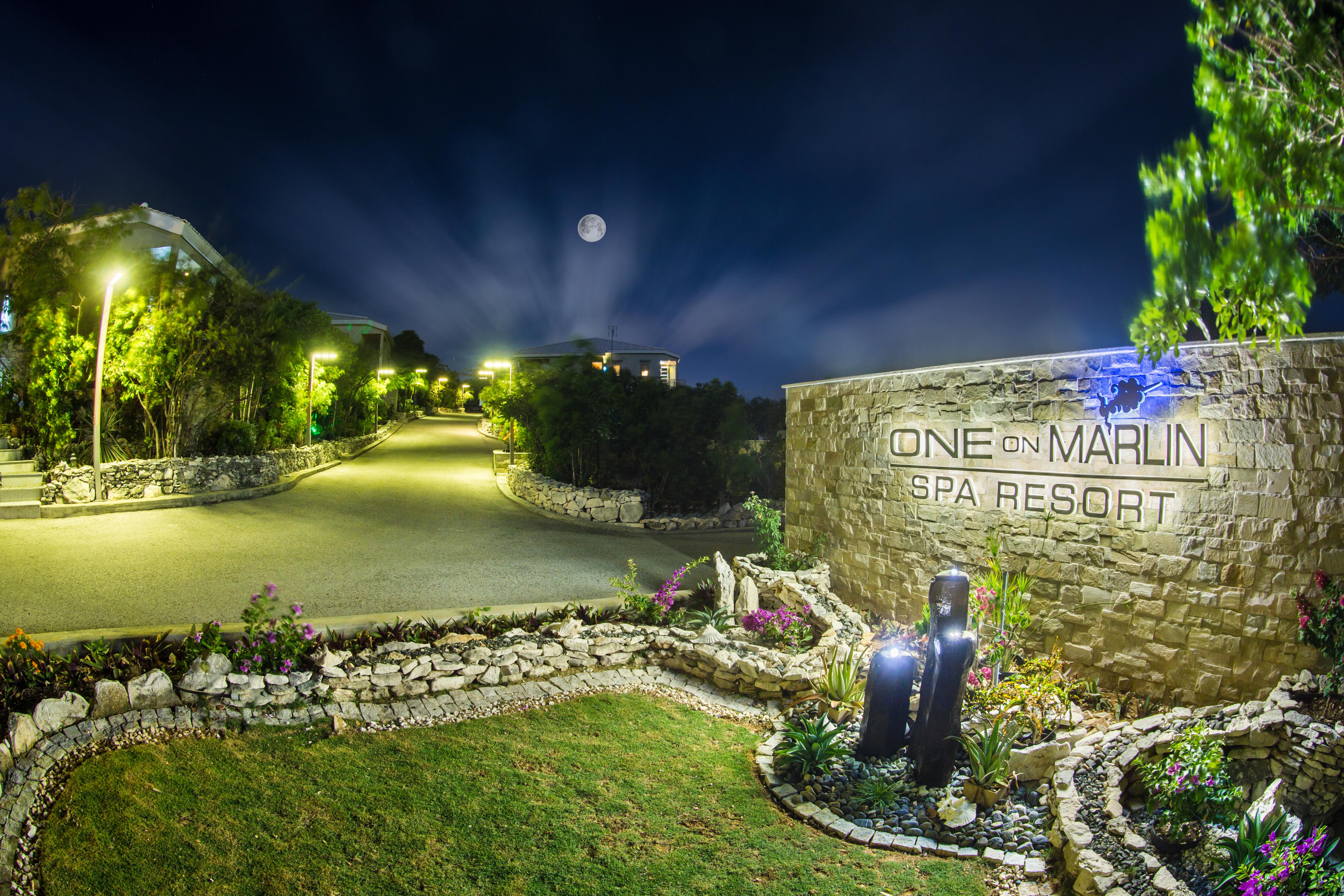 One On Marlin Resort (Adults Only) Turtle Cove Εξωτερικό φωτογραφία