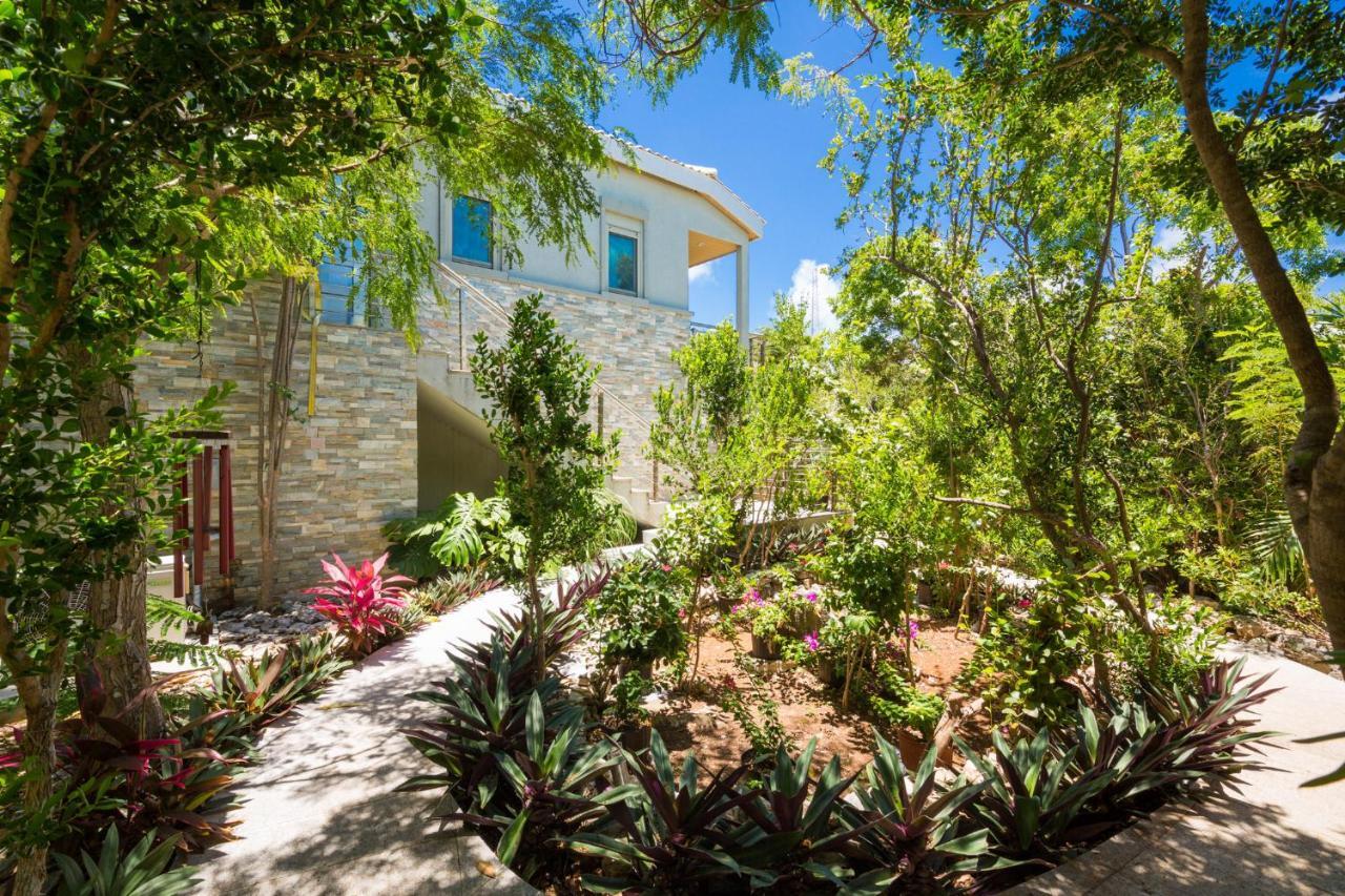 One On Marlin Resort (Adults Only) Turtle Cove Εξωτερικό φωτογραφία